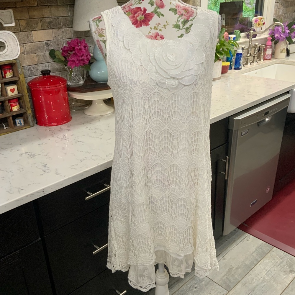 Vasna Desire White Crochet Lace Slip Shift Dress Size Large Sleeveless Lined